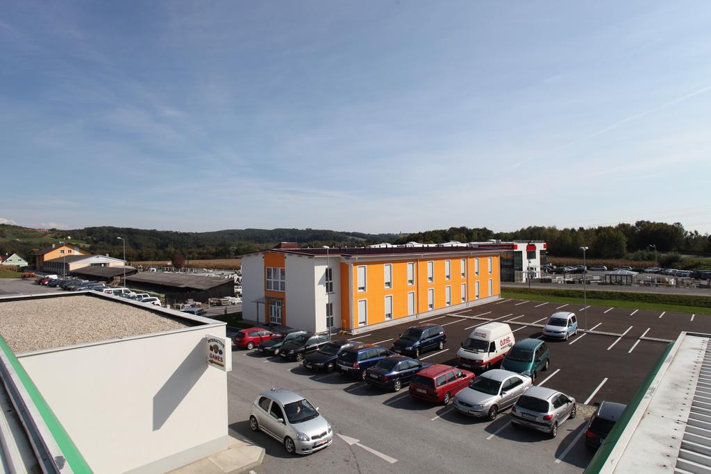 Fair-Price-Hotel Bad Waltersdorf Εξωτερικό φωτογραφία